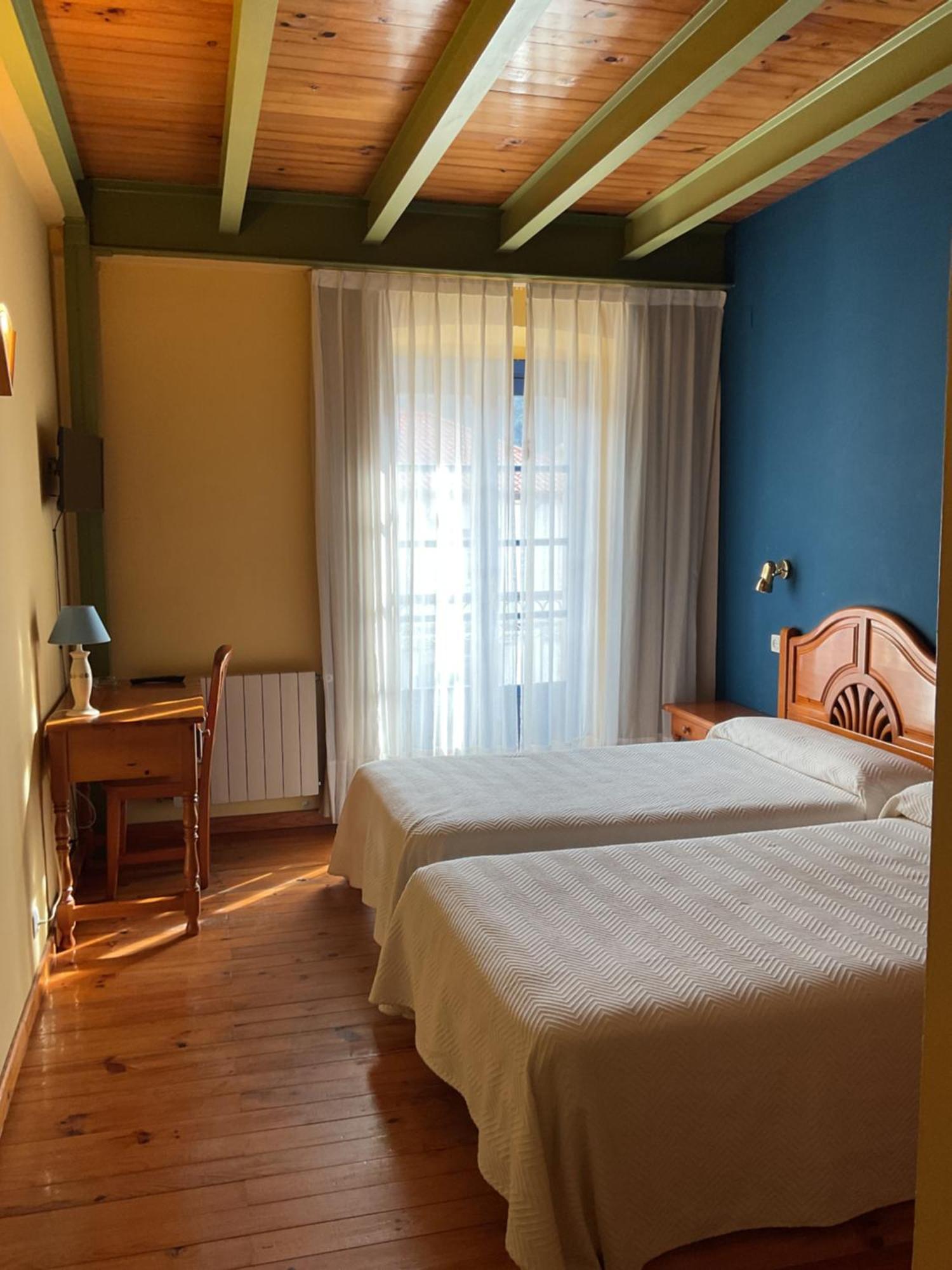 Hotel Cuevas Del Mar Nueva De Llanes Bagian luar foto
